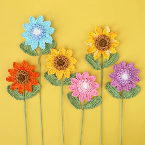 Handmade Crochet Knitted Flowers Sunflower Cosmos Woolen Yarn Artificial Eternal Flower Bouquet For Home Decor Gift