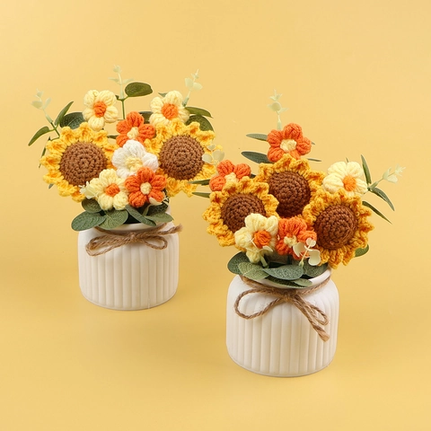 Handgefertigte Gehäkelte Sonnenblume Topfpflanze Mit Weißer Keramikvase Für Schreibtisch Heimdekoration Geschenk