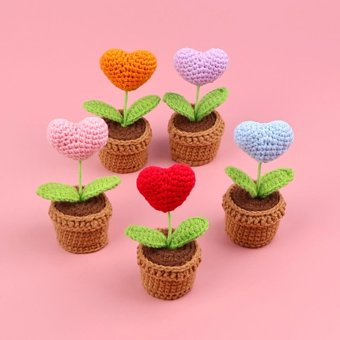 Handgestrickte Herz Topfpflanze Häkelgarn Mini Desktop Ornament Bunte Haus Büro Dekoration Ästhetisches Geschenk Gemütlich