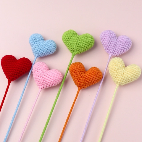 Handgefertigte Häkelherz Blumen Strickgarn Herz Deko Stiel Heimparty Geschenk DIY Strauß Requisiten Süß Romantisch