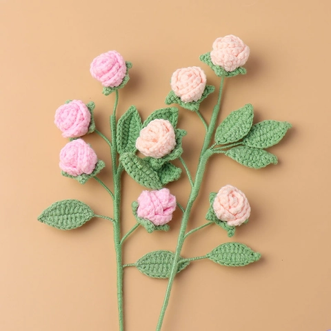 Handgefertigte Häkelrose Blume Gestrickter 4-Köpfiger Blumenstrauß Für Muttertag Valentinstag Geschenk Tischdekoration
