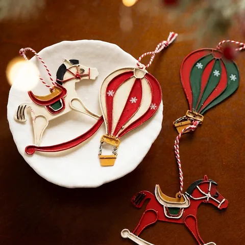 Vintage Christmas Metal Iron Ornaments American Distressed Painted Rocking Horse Hot Air Balloon Holiday Tree Pendant