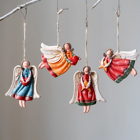 Vintage European Resin Angel Christmas Hanging Ornaments Hand-Painted Angel With Heart Star Christmas Tree Decor Holiday Gifts