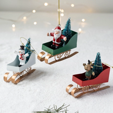 Creativi Addobbi Natalizi a Slitta in Metallo Ferro Babbo Natale Pupazzo di Neve Renna Statuette Decorative da Scrivania Regali
