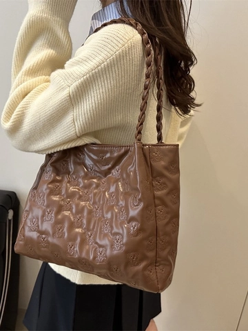 Borsa Tote Pelle PU Rilievo Orso Grande Capacità Donna Cinghie Intrecciate Ciondolo Nuvola Borsa Spalla Moda