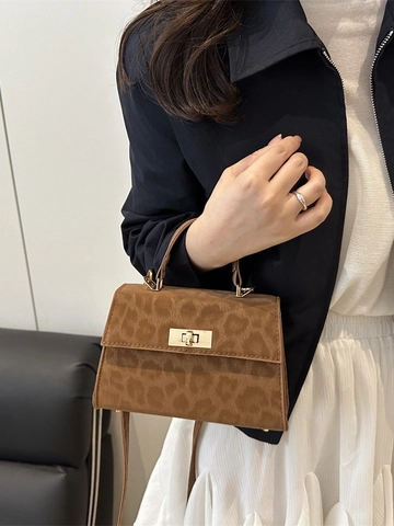Borsa da Donna con Stampa Leopardata in Pelle PU Manico Superiore Tracolla Vintage Chiusura Oro Trapezoidale Piccola Borsa Quadrata