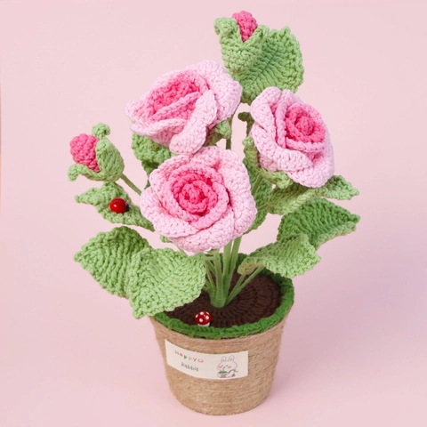 Handgefertigte Gehäkelte Rosen-Topfpflanze Garn Gestrickte Künstliche Blume Schreibtisch Ornament Geschenk Heimdekoration