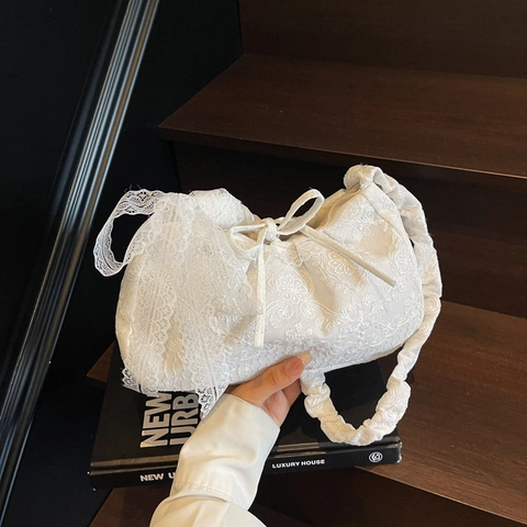 Damen Weiße Spitze Blumen Stickerei Tote Bag Süße Schleife Rüschen Schultergurt Nische Koreanischen Stil Handtasche