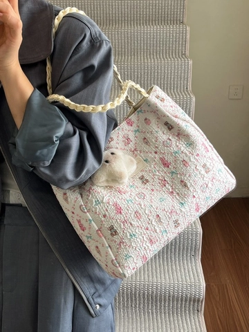 Damen Blumen Bären Print Gesteppte Einkaufstasche Große Kapazität Lässige Schultertasche Geflochtener Griff Süße Handtasche