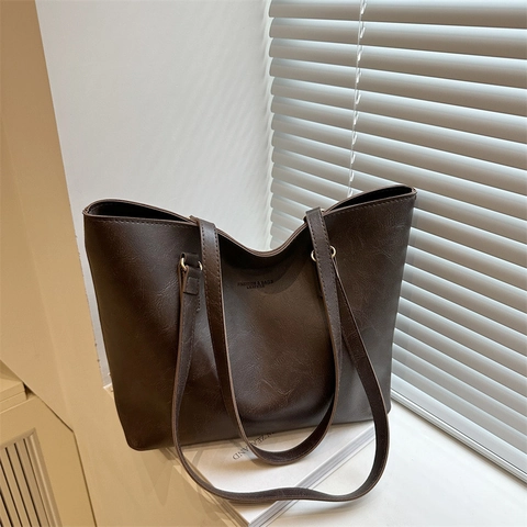 Women Minimalist Large Capacity Tote Bag PU Leather Solid Color Shoulder Bag Versatile Everyday Commuter Handbag