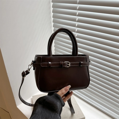 Bolso de Hombro de Cuero PU Minimalista para Mujer Color Sólido Elegante Bolso Cruzado con Hebilla de Cinturón Bolso Cuadrado Pequeño