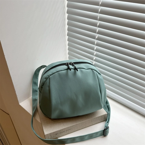 Nylon Canvas Shoulder Bag For Women Simple Solid Color Waterproof Crossbody Chest Bag Casual Travel Shell Satchel Bag