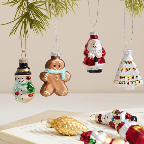 Christmas Hanging Ornaments Hand Painted Glass Festive Holiday Decor Santa Snowman Tree Figurine Gift Packaging