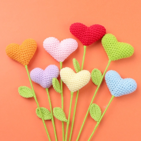Handmade Crochet Heart Flowers Wool Yarn Knitted Artificial Bouquet For Mothers Day Birthday Home Decor Gift