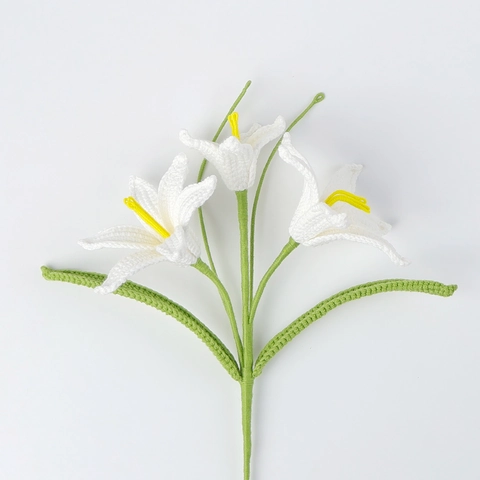 Handgemachte Häkeln Lilie Blume Gestrickte Künstliche Florale Ästhetische Heimdekoration Gemütliches Geschenk Pastoraler Stil