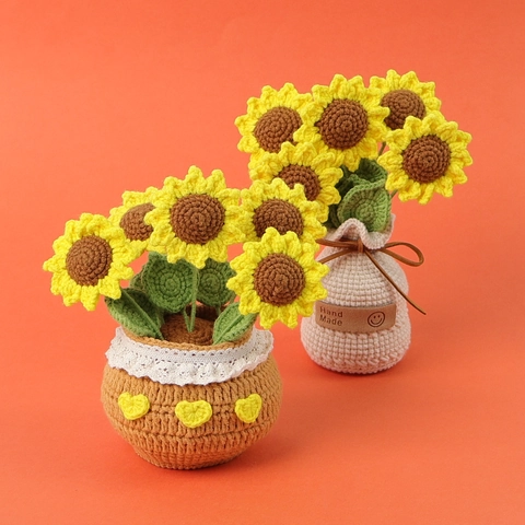 Artificial Sunflower Potted Plant Hand Crocheted Yarn Knitted Flower Desktop Decor Handmade Gift Aesthetic Table Ornament