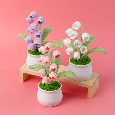 Handgemaakte Gehaakte Lelietje-Van-Dalen Oppotplant Kunstmatige Gebreide Bloem Bureau Decoratie Esthetisch Ornament Cadeau
