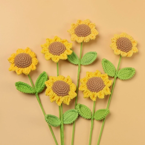 Handmade Crochet Sunflower Artificial Flower Yarn Knitted Home Table Decoration Gift Realistic Craft