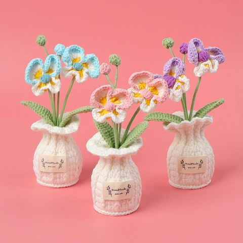 Handmade Crochet Potted Flowers Yarn Knitted Artificial Flowers With Pot Desktop Decoration For Home Office Birthday Gift