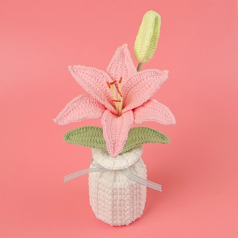 Handmade Crochet Lily Flower Potted Ornament Knitted Woolen Artificial Floral Tabletop Home Decor Aesthetic Desktop Gift