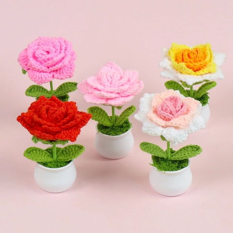 Handmade Crochet Rose Knitted Flower Potted Plant Ornament For Tabletop Car Dashboard Valentine Day Gift Home Decor