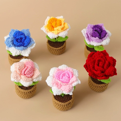 Plante en Pot de Roses au Crochet Fait à la Main Fleur Tricotée Artificielle Mini Décor de Bureau Pour Maison Bureau Cadeau