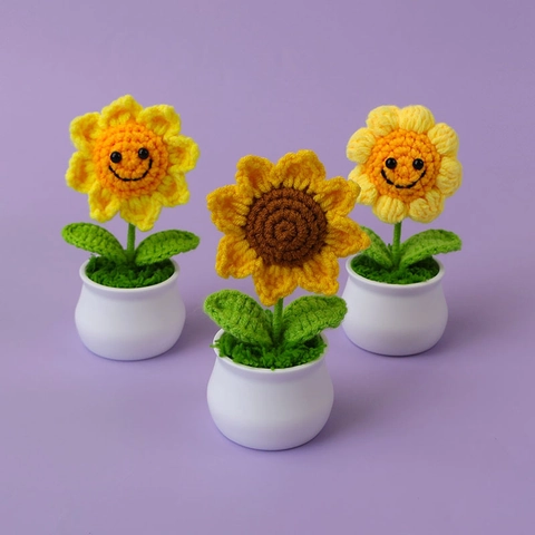 Handmade Crochet Sunflower Potted Plant Knitted Yarn Flower Desktop Ornament Cute Smiley Face Decor Gift