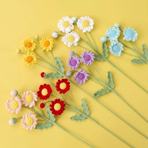 Handmade Crochet Daisy Flowers Yarn Knitting Bouquet Multi-color Realistic Fake Floral For Home Decor Office Table Ornament