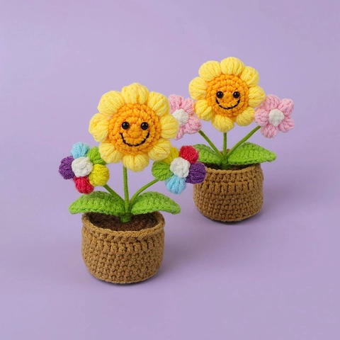 Handgemachte Häkel Sonnenblume Topfpflanze Gestrickte Wollblume Ornament Mit Lächelndem Gesicht Schreibtisch Dekoration