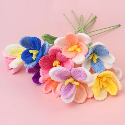 Handmade Crochet Tulip Artificial Flower Gradient Woolen Yarn Flower Stem For Home Decor Photography Prop Wedding Gift