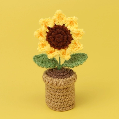 Handgehäkelte Gestrickte Topfblume Mini Desktop Ornament Sonnenblume Tulpe Rose Wolle Dekoration
