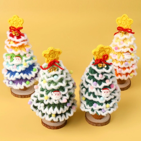 Handgefertigter Gehäkelter Weihnachtsbaum Tischschmuck Mit Holzsockel Mini Gestrickter Weihnachtsbaum Dekoration Geschenk Für Zuhause Fest
