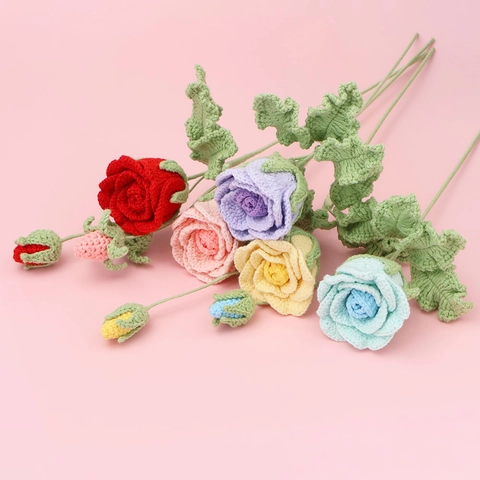 Handgefertigter Häkelrosenstrauß Gestrickte Künstliche Rose Für Hausdekor Valentinstagsgeschenk Realistisches Garn