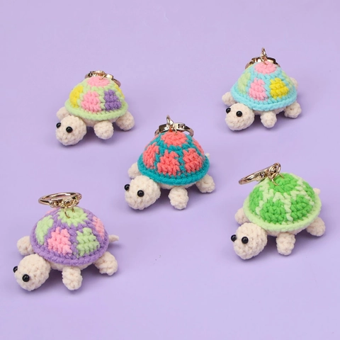 Handmade Crochet Turtle Keychain Cute Woolen Yarn Animal Bag Pendant Accessory For Women Girls Gift