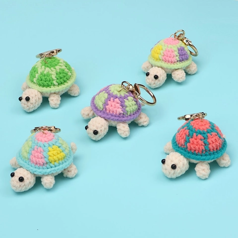 Handmade Crochet Turtle Keychain Cute Woolen Yarn Animal Bag Pendant Accessory For Women Girls Gift