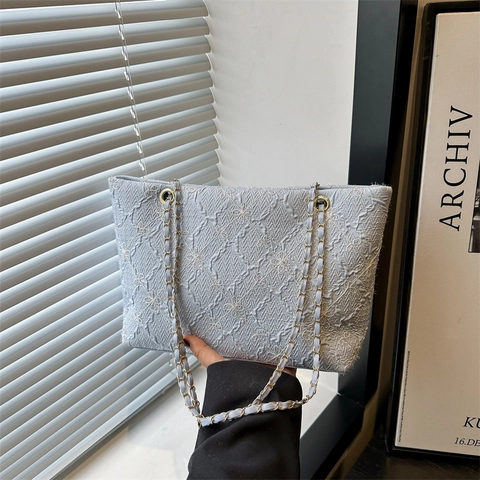 Sac Fourre-tout Femme Broderie Florale Grande Capacité Sac à Épaule Jacquard Matelassé Avec Bandoulière Chaîne Tressée