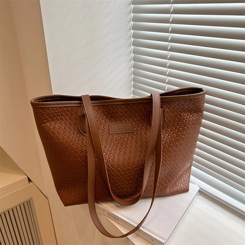 Damen Gewebte PU Leder Tragetasche Große Kapazität Geflochtene Schultertasche Für Den Alltag Pendeln Lässiger Trendiger Stil