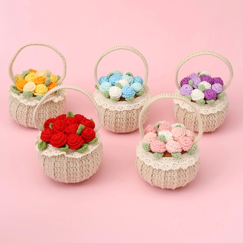 Handmade Crochet Rose Flower Basket Knitted Woolen Desktop Decor Cute Lace Mini Artificial Floral Gift For Home Car