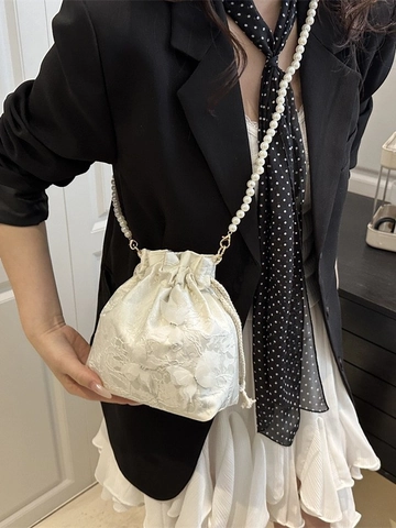 Women Bucket Bag Artificial Pearl Chain Strap Lace Butterfly Embroidery Drawstring Crossbody Bag Elegant Vintage Style Pouch