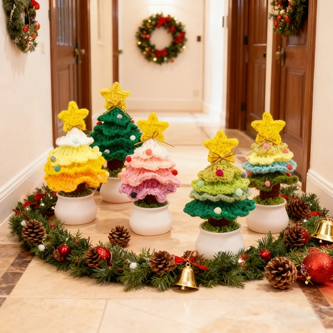 Handgefertigter Gehäkelter Weihnachtsbaum Topfpflanze Schreibtisch Ornament Mit Sternen Und Bunten Pompons Festliche Deko