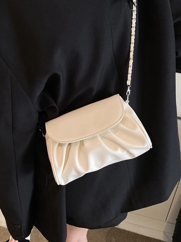 Bolso de Hombro Cloud Fruncido para Mujer de Cuero PU Plisado Bolso Bandolera Con Correa de Cadena Plateada Ajustable Bolso de Axila Urbano Minimalista