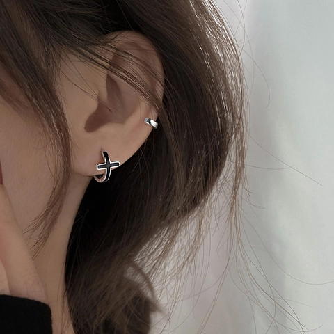 Orecchini A Cerchio Con Croce Nera Con Perno In Argento Sterling 925 Rame Smalto Gioielli Gotici Per Donne Uomini