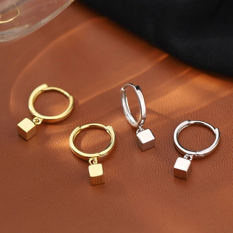 Boucles D'oreilles Créoles Huggie Avec Pendentif Cube Carré Géométrique Pour Femmes Avec Tige En Argent Sterling 925 Bijoux