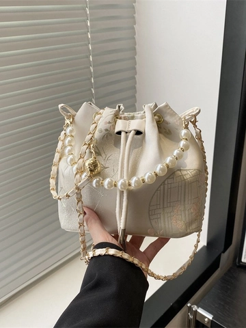 Sac Seau Brodé pour Femme en Satin Poignée en Künstliche Perles Cordon de Serrage Sac Bandoulière Style Chinois Motif Floral Chaîne en Métal