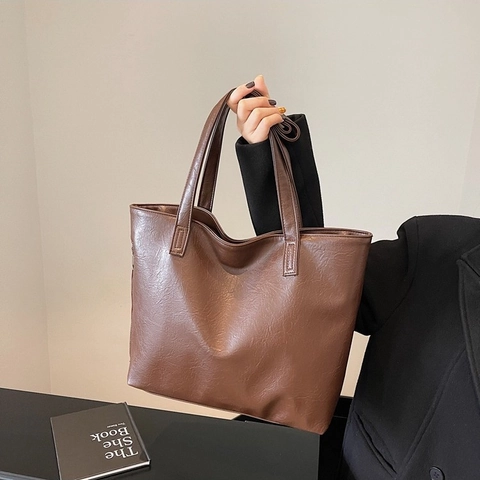Large Capacity PU Leather Tote Bag Soft Simple Commute Shoulder Bag For Women Retro Style