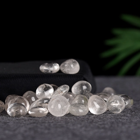 Natural Clear Quartz Tumbled Stones Polished White Crystal Chips For Healing Meditation Home Decor And Fish Tank Gravel
