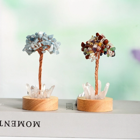 Natural Crystal Tree Night Light Handmade Copper Wire Healing Stones Tree Table Lamp With Wood LED Base USB Powered Home Office Decor