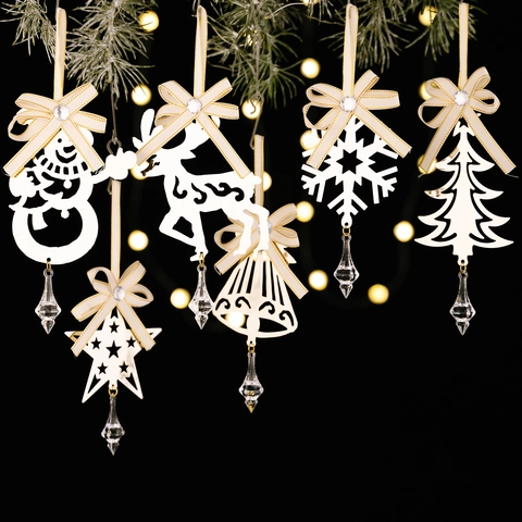 Ornements Suspendus Arbre de Noël Métal Creux Flocon de Neige Bonhomme de Neige Renne Étoile Cloche Avec Nœuds Décoration Maison