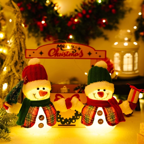 Muñeco de Nieve de Navidad de Peluche con Luces LED Adornos Con Gorro de Punto Chaleco de Cuadros Para Decoración de Mesa Hogar
