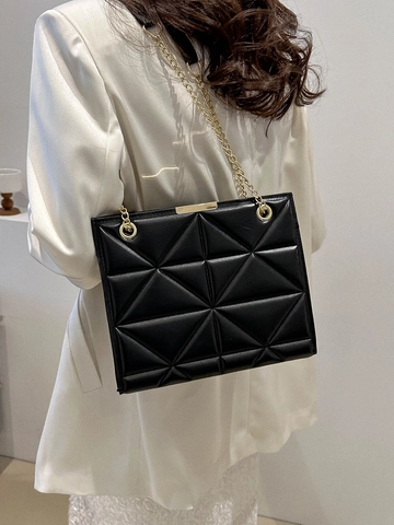 Women Large Capacity Quilted Shoulder Bag Geometric Triangle Pattern Synthetic Leather Tote Bag With Gold Chain Strap